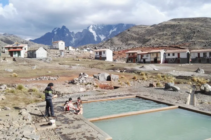 Expedición a la Montaña Ausangate & Arcoíris 3Días 
